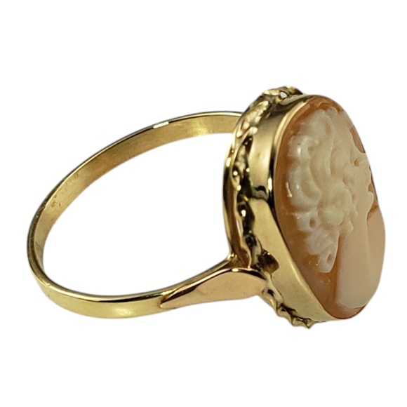 14 Karat Yellow Gold Cameo Ring Size 5.75 #20578 - Picture 4 of 8